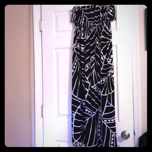 Black and white patterned strapless maxi dress